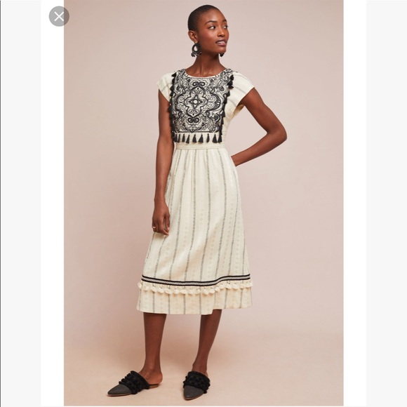 Anthropologie Dresses & Skirts - Anthropologie Maeve Anaya Embroidered Midi Dress